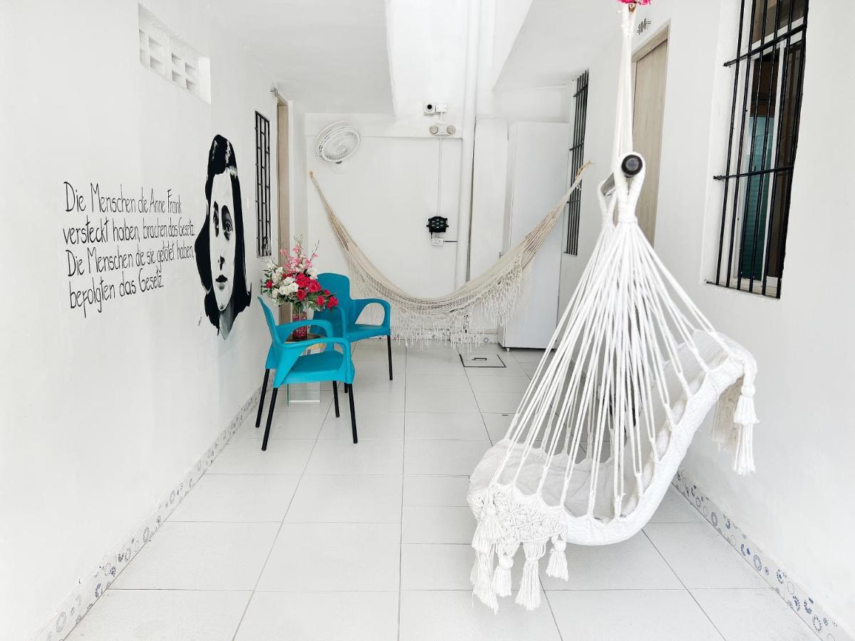 Comunidad Calle 13 Hotel Boutique サンタ・マルタ エクステリア 写真